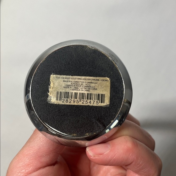 Umbra Chrome Ring Holder - Picture 3 of 3